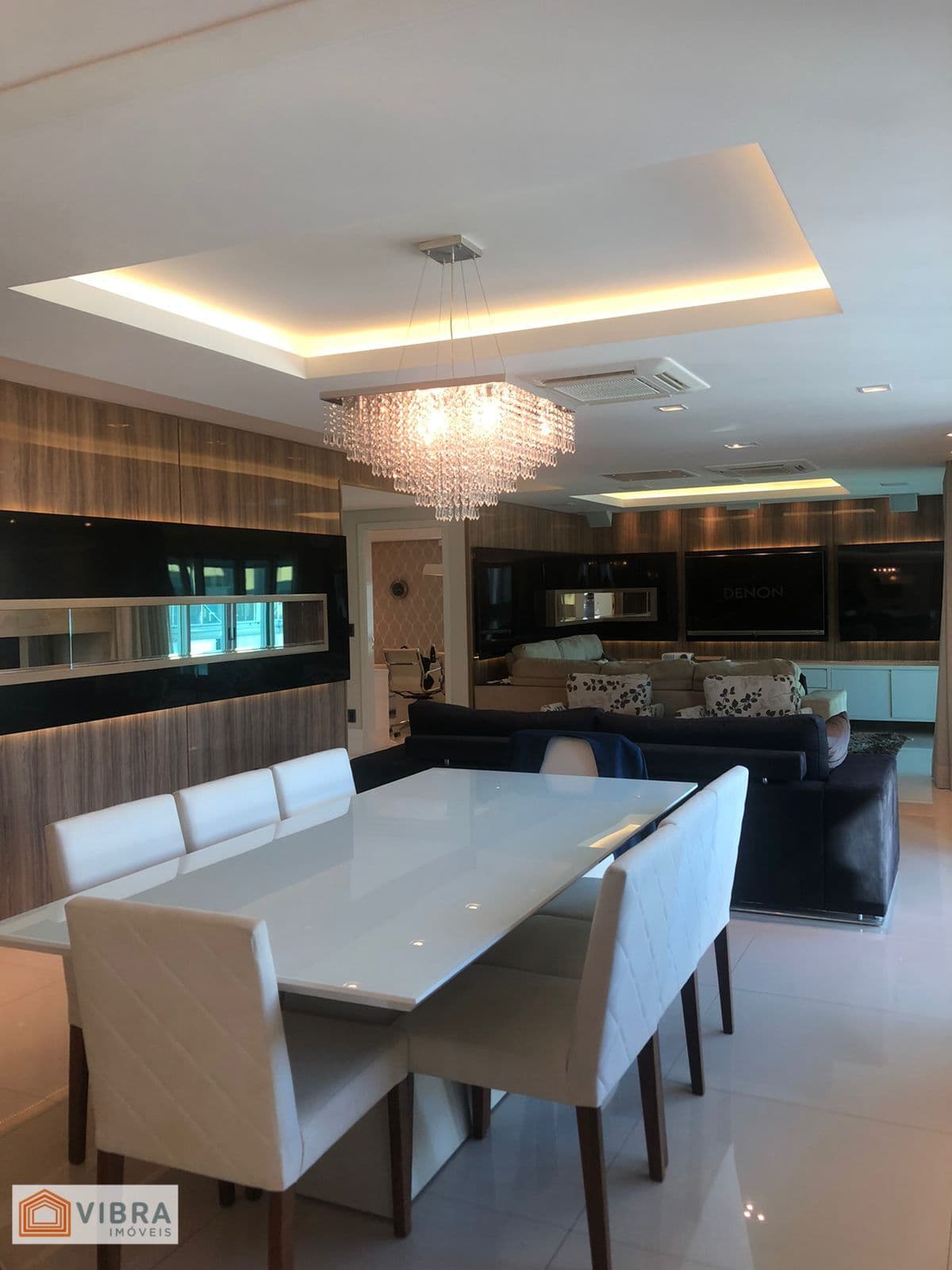 Apartamento Alto Padrão à venda no Edifício Vogue- Barueri/SP