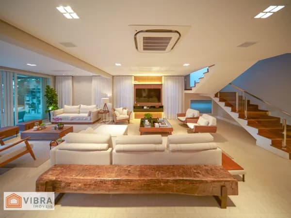 Casa em Santana de Parnaíba - Alphaville