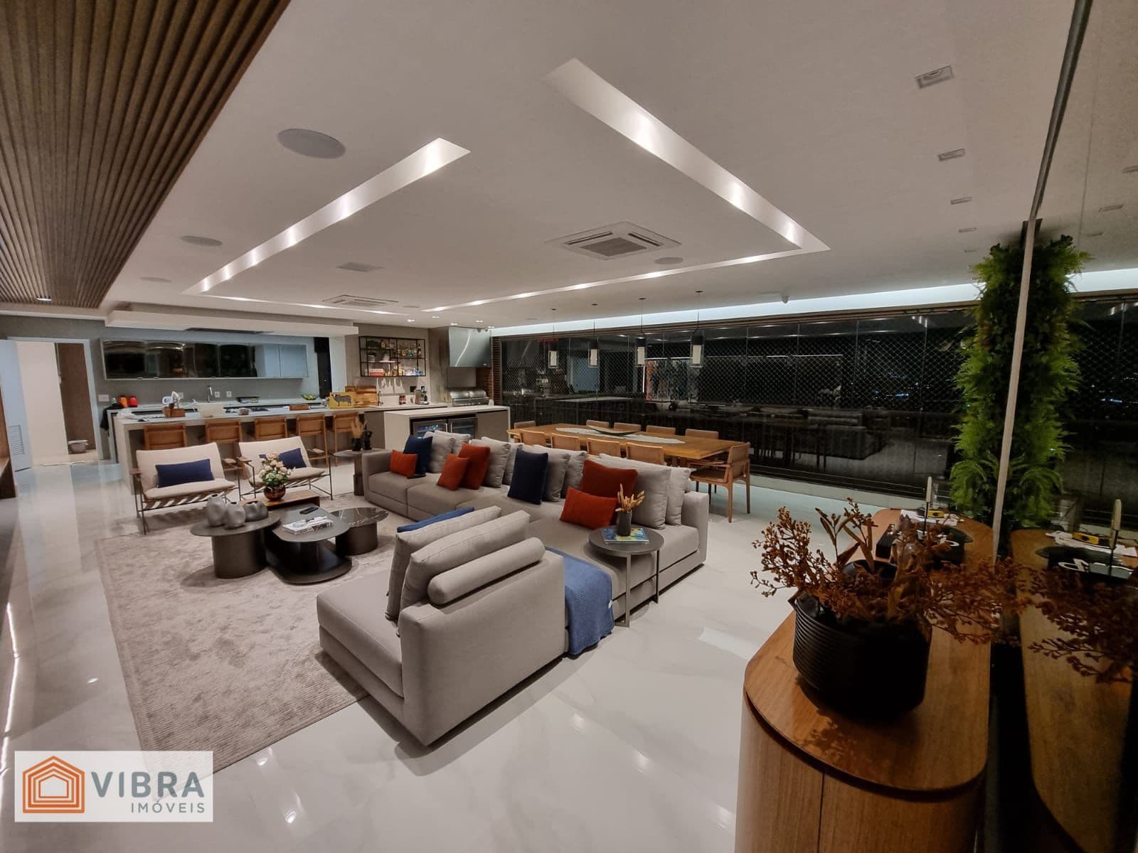 ATRIA - APARTAMENTO MOBILIADO E DECORADO