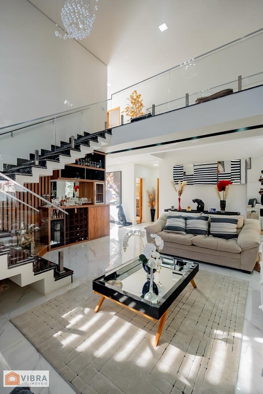 Casa em Santana de Parnaíba - Alphaville