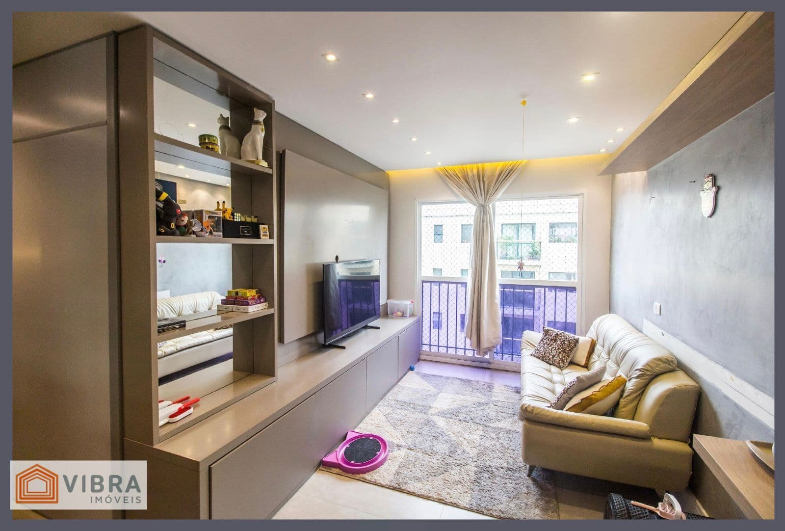 Apartamento em Barueri - Condomínio Centro Comercial Alphaville
