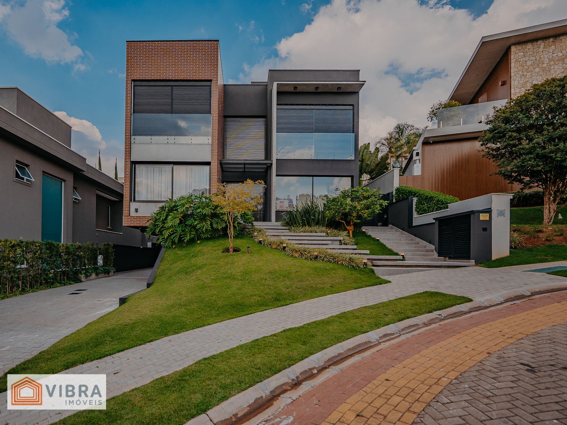 Casa em Santana de Parnaíba - Alphaville