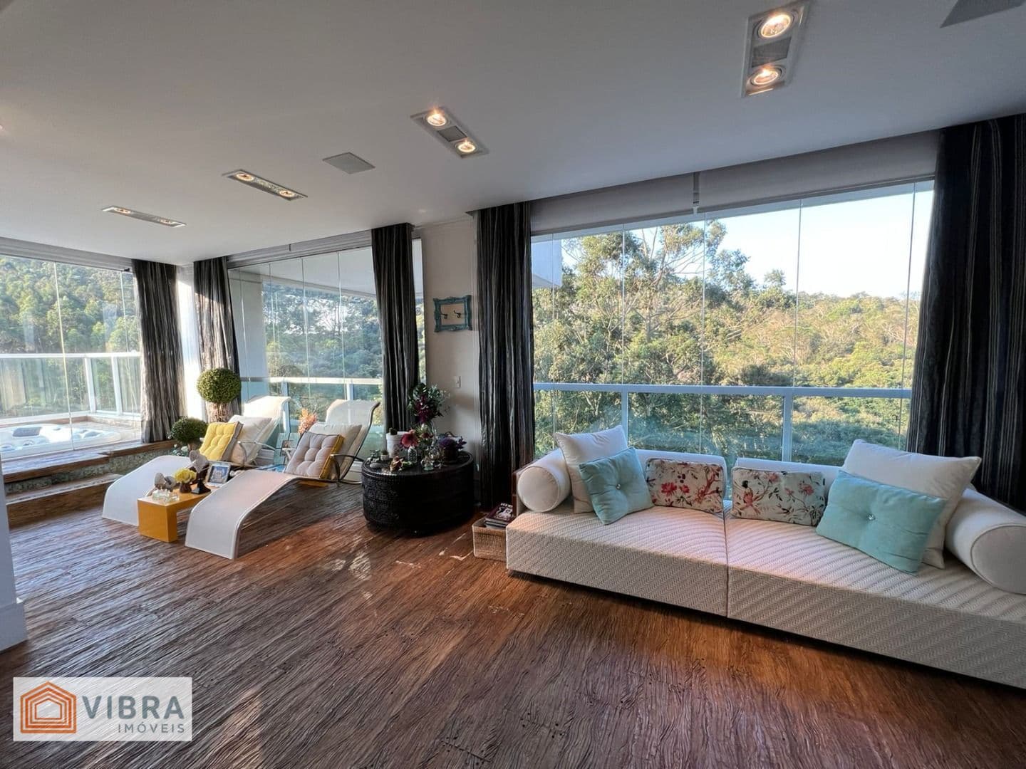 Apartamento Alto Padrão à venda no Condomínio de PentHouse -Tamboré - Barueri/SP