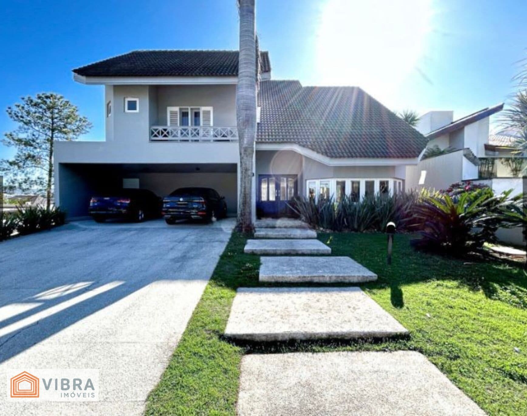 Casa em Santana de Parnaíba - Alphaville