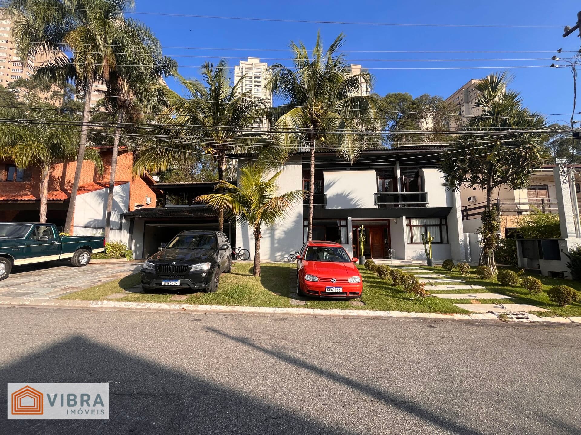 Casa em Santana de Parnaíba - Alphaville