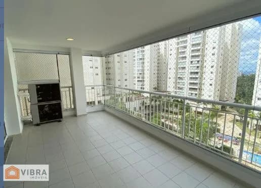 Apartamento em Santana de Parnaíba - Alphaville