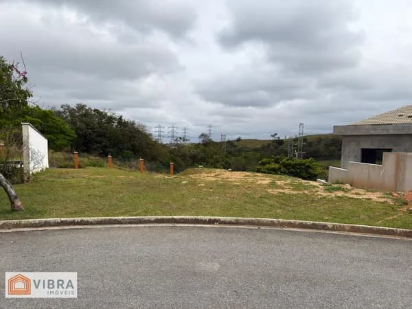 Lote/Terreno em Santana de Parnaíba - Alphaville