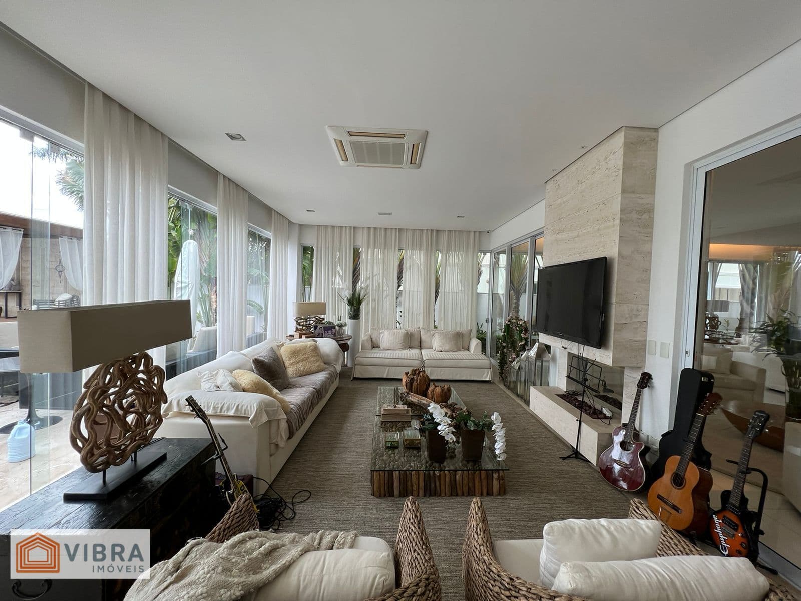 TAMBORÉ 2 - CASA ALTO PADRÃO