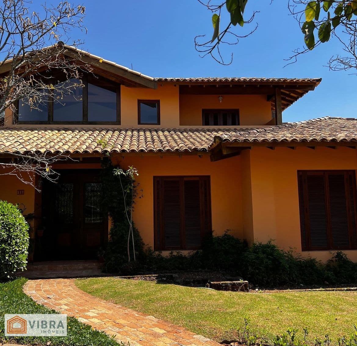 GÊNESIS 1 - CASA ALTO PADRÃO