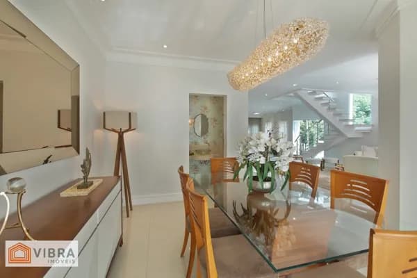 Casa em Santana de Parnaíba - Alphaville