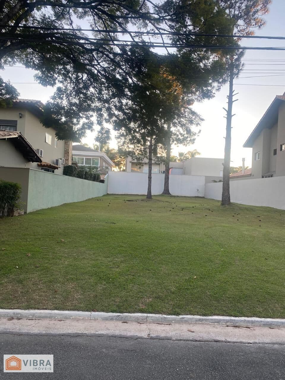 Lote/Terreno em Barueri - Alphaville