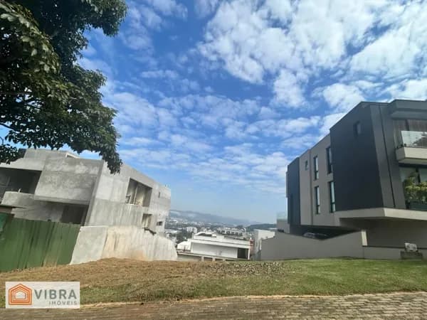 Tamboré 10 - Vista Incrível para Mata