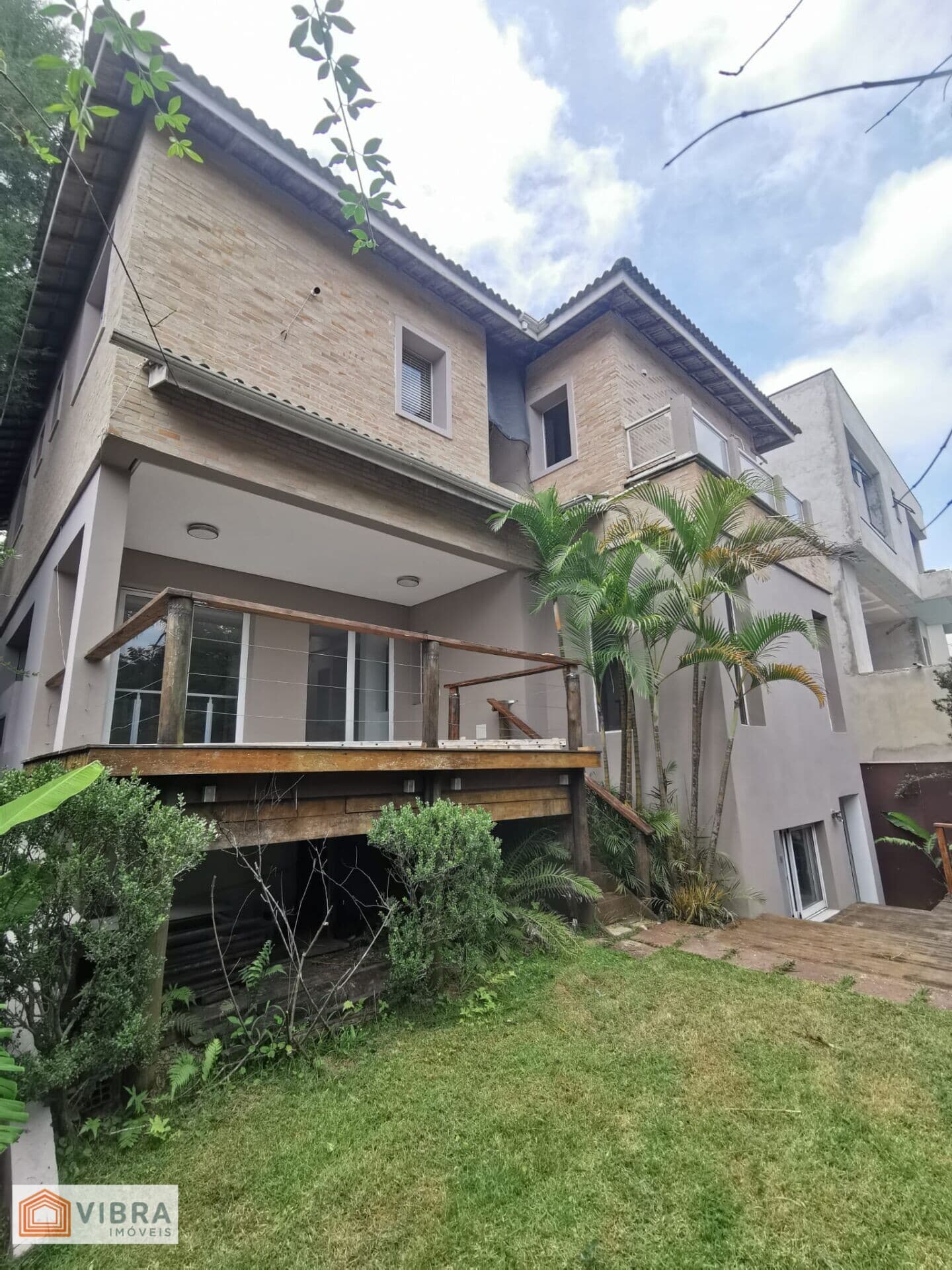 TAMBORÉ 10 - CASA ALTO PADRÃO