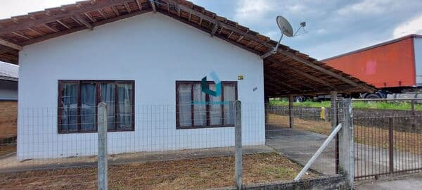 Casa em Guaramirim - Centro