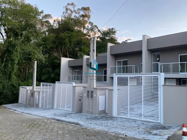 Casa em Jaraguá do Sul - Ilha da Figueira
