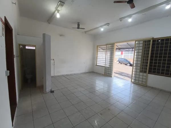 Sala/Conjunto em Pindorama - Centro