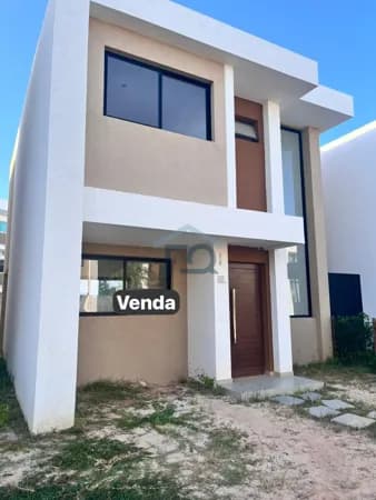 Sobrado em Lauro de Freitas - BURAQUINHO