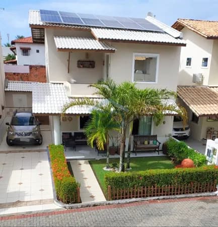 Casa de Condomínio em Lauro de Freitas - Pitangueiras