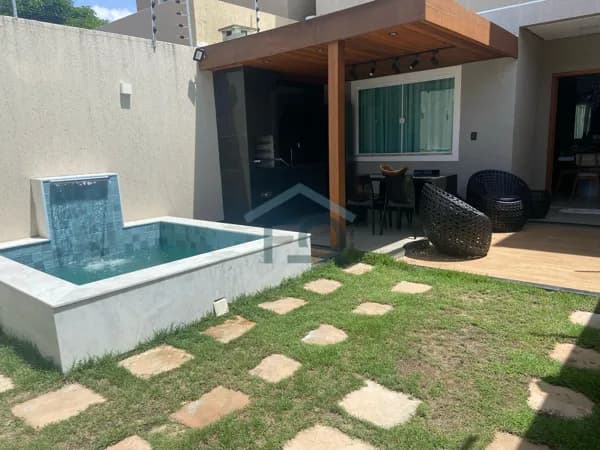 Sobrado em Lauro de Freitas - Pitangueiras