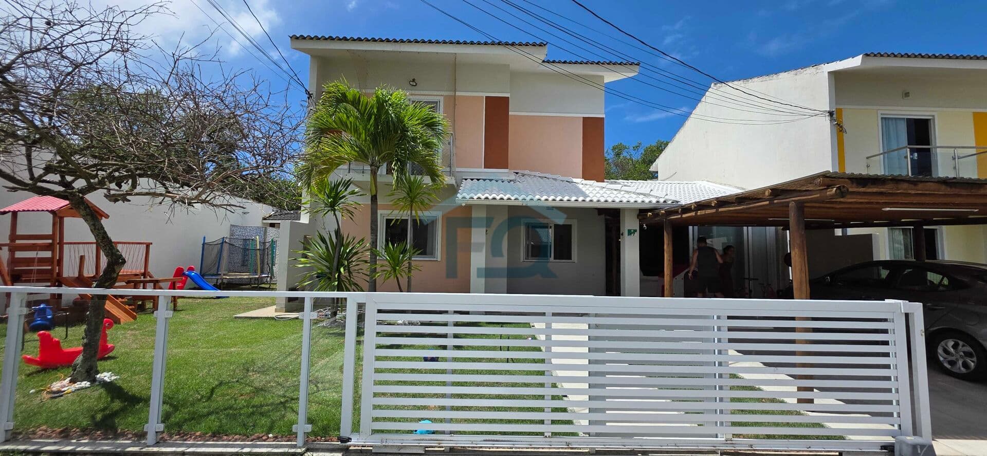 Casa a venda em Buraquinho