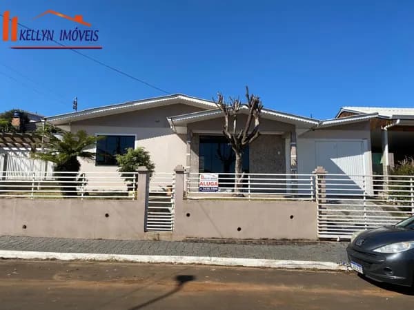 Casa em Faxinal dos Guedes - São Cristóvão