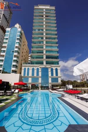 Apartamento em Itapema - Meia Praia