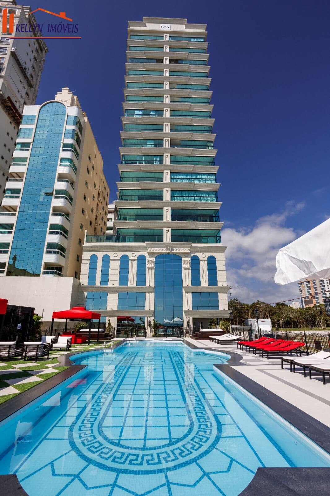 Apartamento em Itapema - Meia Praia