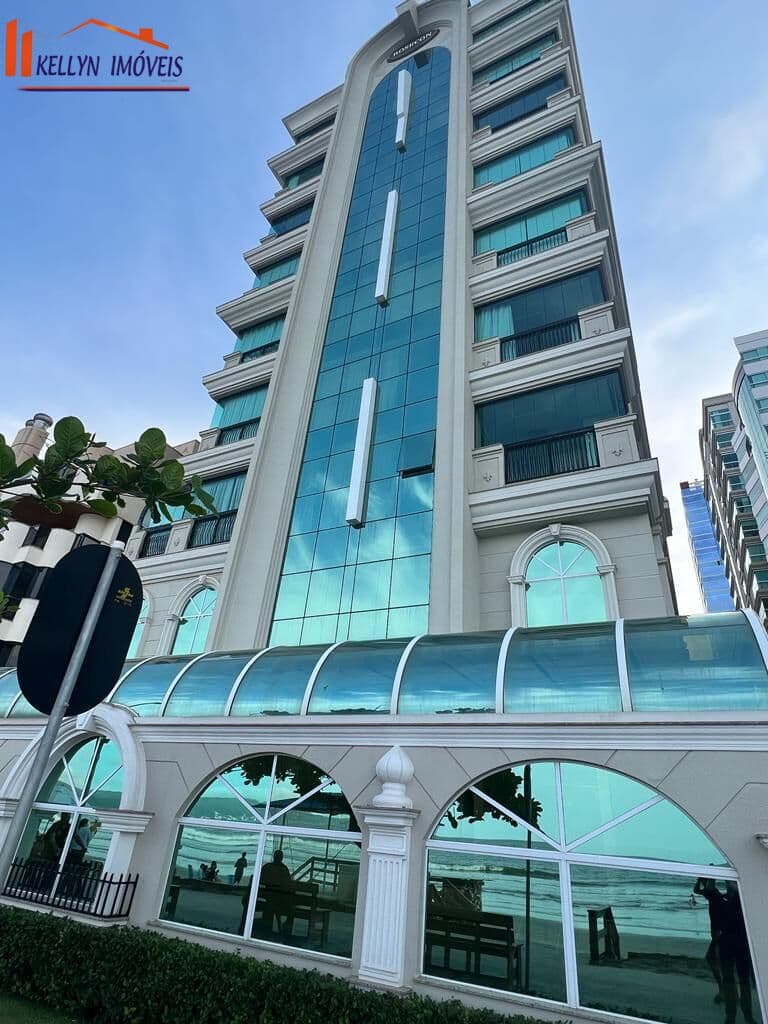 Apartamento em Itapema - Meia Praia