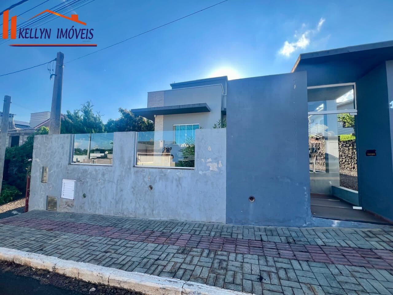 Casa em Faxinal dos Guedes - Barella