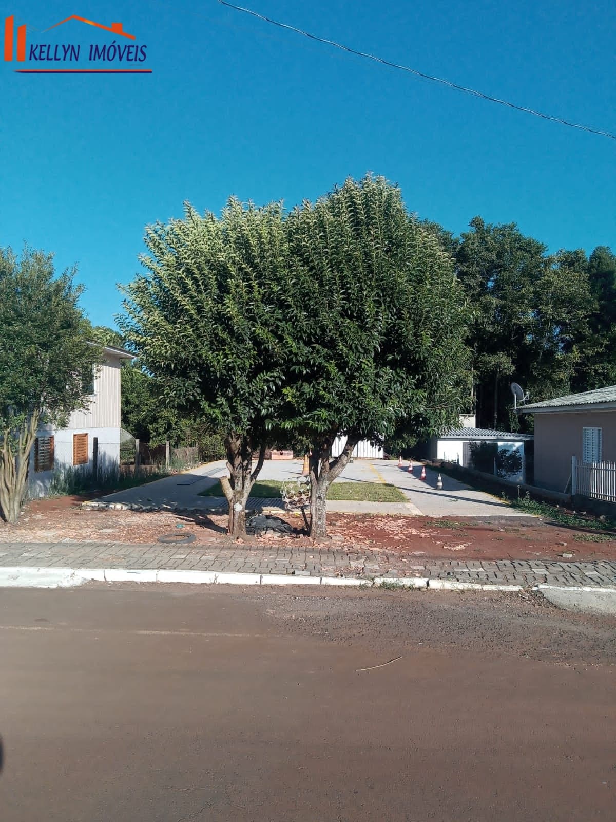 Lote/Terreno em Faxinal dos Guedes - Centro