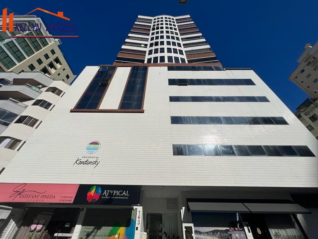 Apartamento em Itapema - Meia Praia