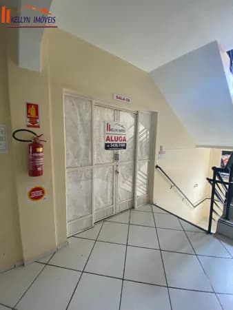Sala/Conjunto em Faxinal dos Guedes - Centro