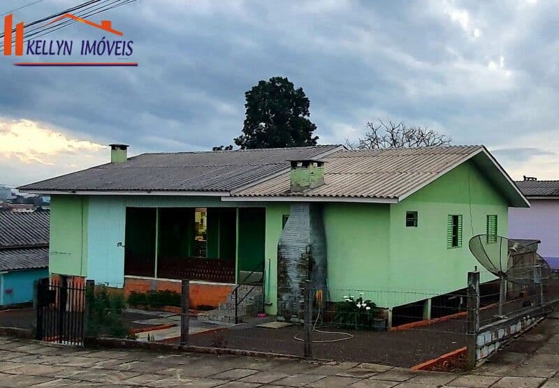 Vende-se Casa