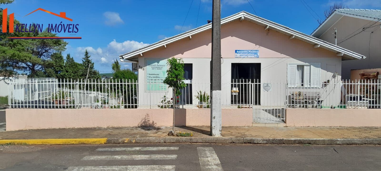 Casa em Faxinal dos Guedes - São Cristóvão