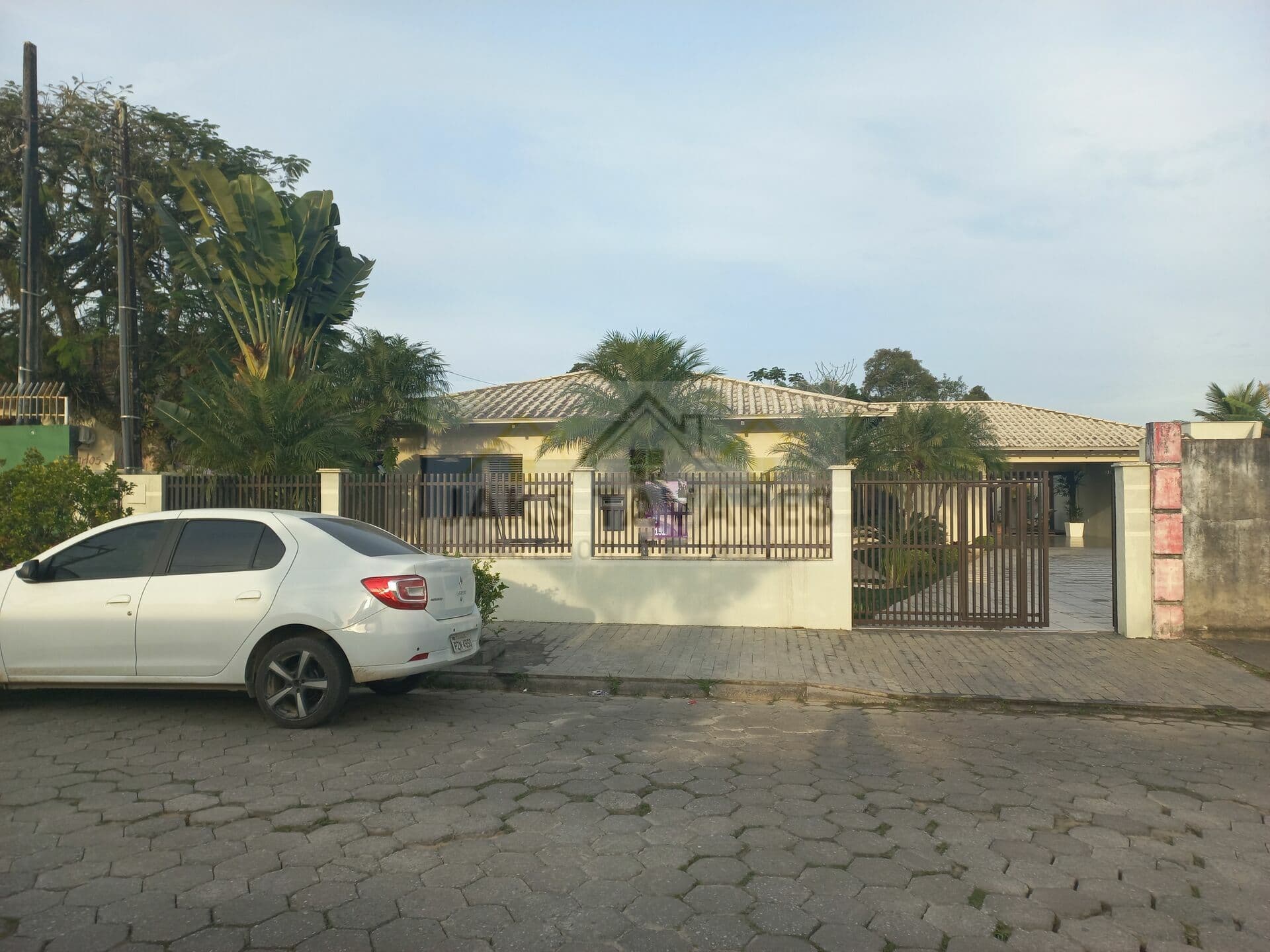 Casa em São Francisco do Sul - Acaraí