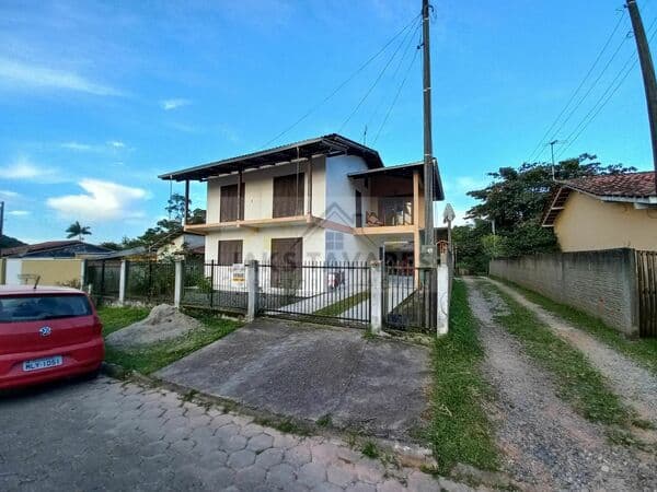 Sobrado em São Francisco do Sul - Acaraí