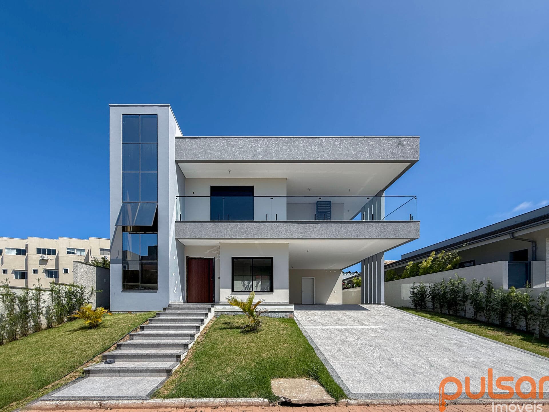 Casa com 4 suítes em Condomínio em Ingleses do Rio Vermelho, Florianópolis/SC