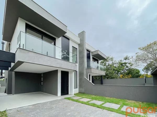 Casa 3 dormitórios Praia dos Ingeses