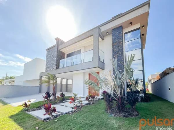 Casa 4 dormitórios em Condomínio Red Park Ingleses