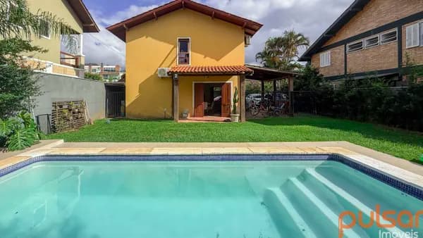 Casa à venda na Cachoeira do Bom Jesus | Florianópolis
