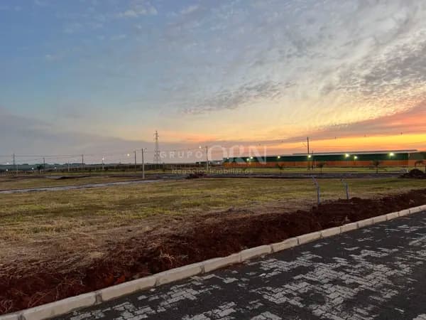 Terreno em Loteamento (JARDIM AMERICA)