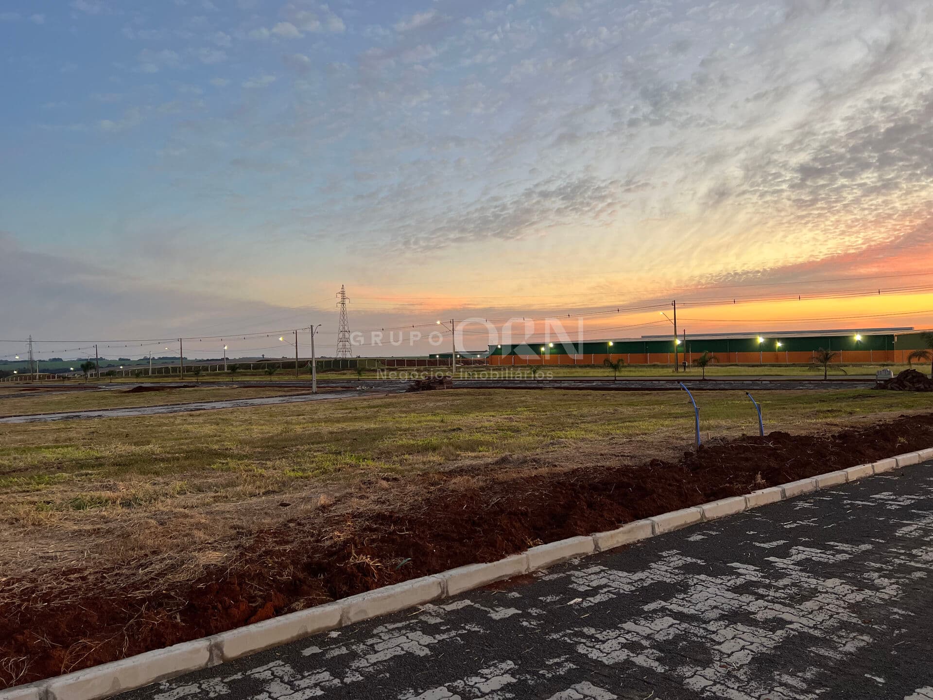 Terreno em Loteamento (JARDIM AMERICA)