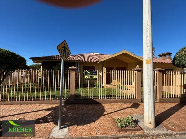Casa em Três de Maio - Centro
