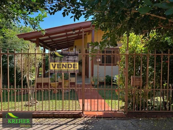 Casa em Três de Maio - Centro