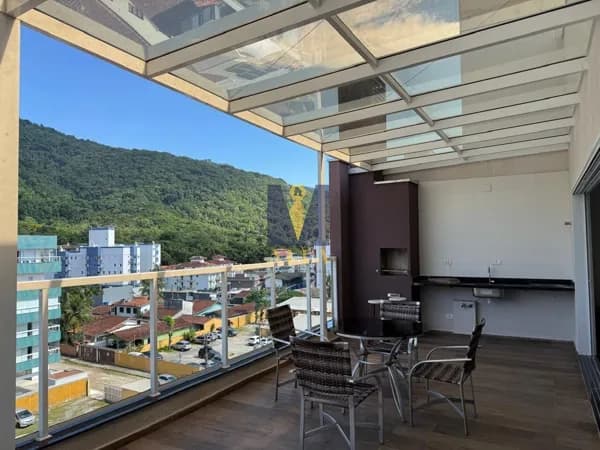 Apartamento Cobertura com vista para a montanha