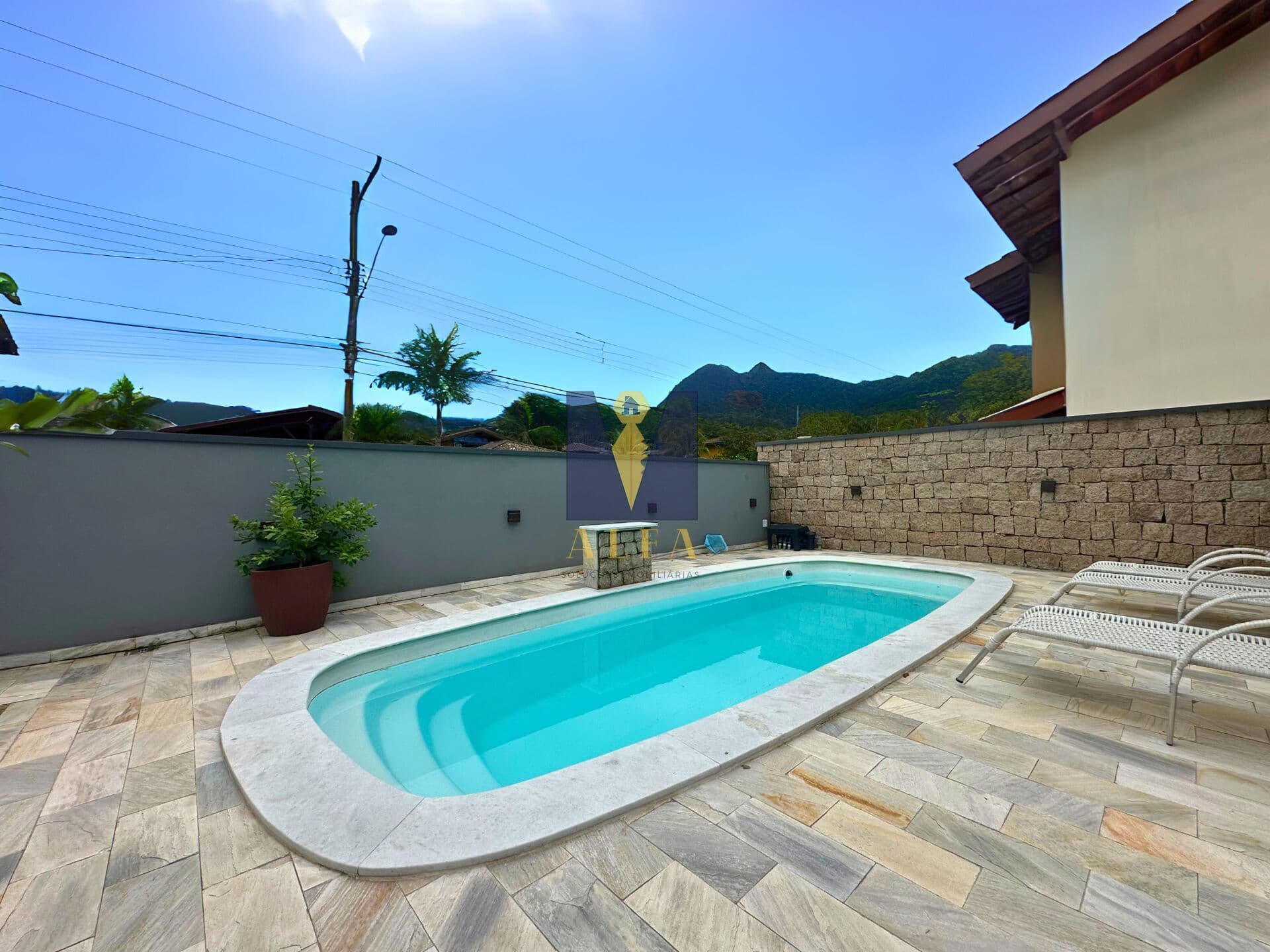 Casa Alto Padrão em Horto Florestal, Ubatuba/SP
