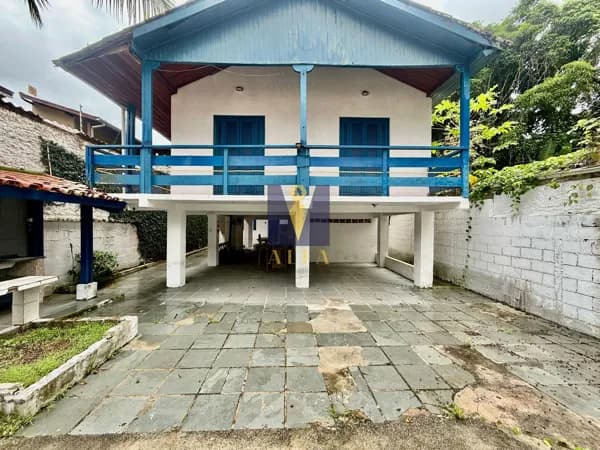 Casa à venda na Praia da Enseada - Ubatuba/SP