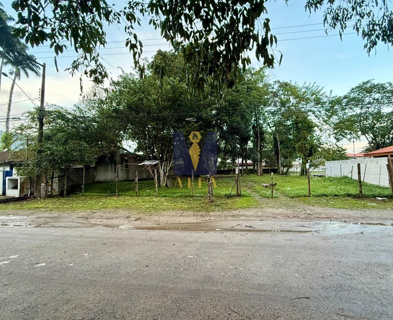 Lote/Terreno em Ubatuba - Enseada