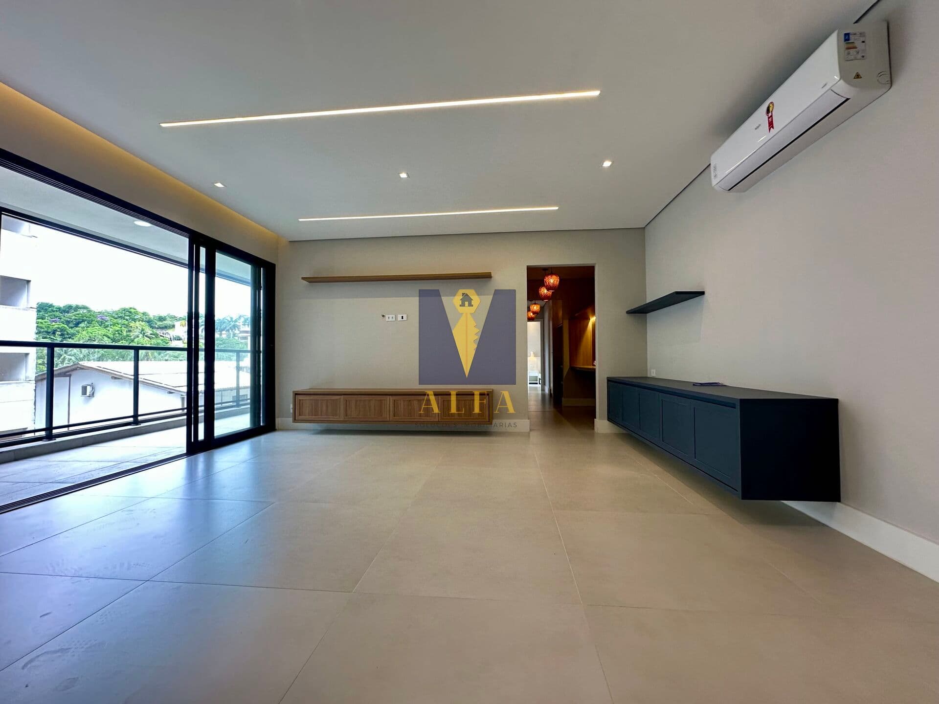Apartamento à venda na Praia da Enseada em Ubatuba 3 suítes, 122m² e 2 vagas