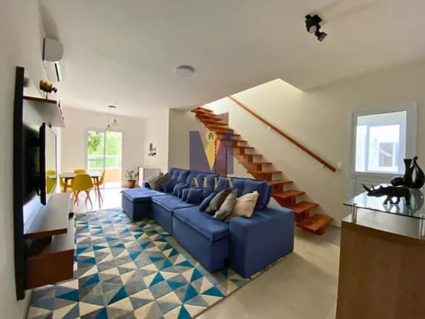 Apartamento cobertura à venda na Praia Toninhas - Ubatuba/SP